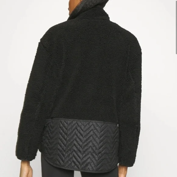 NWOT Athleta Warm Cozy Sherpa Quarter Snap Sweatshirt Pullover Black with Quilt - Picture 2 of 16